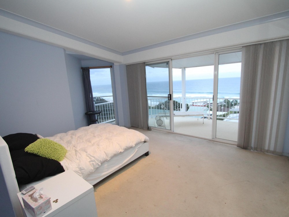 Main Bed 