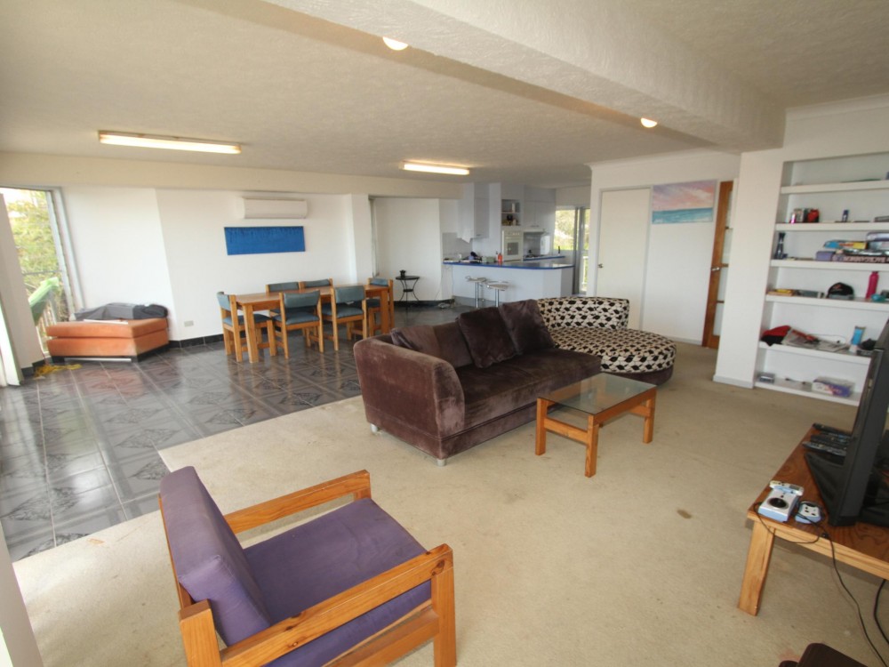 2nd floor living
